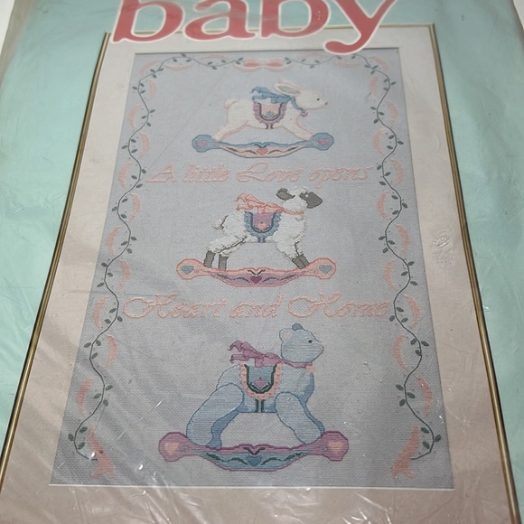 Bernat Baby cross-stitch kit rocker pals - Picture 5 of 6